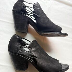 Eileen Fisher Nikki Peep Toe Sandal - Size 9